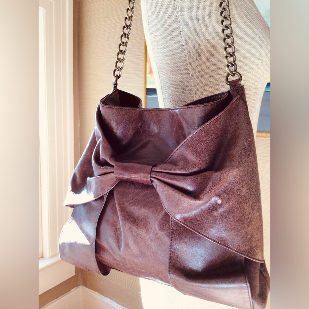 Gorgeous vintage HOBO tote in chocolate brown